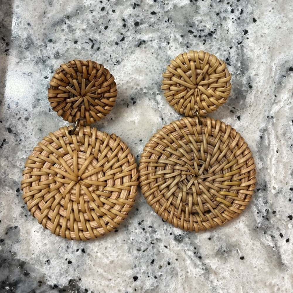 Women’s Earrings